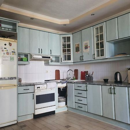 Хостел Оболонь 키예프 외부 사진