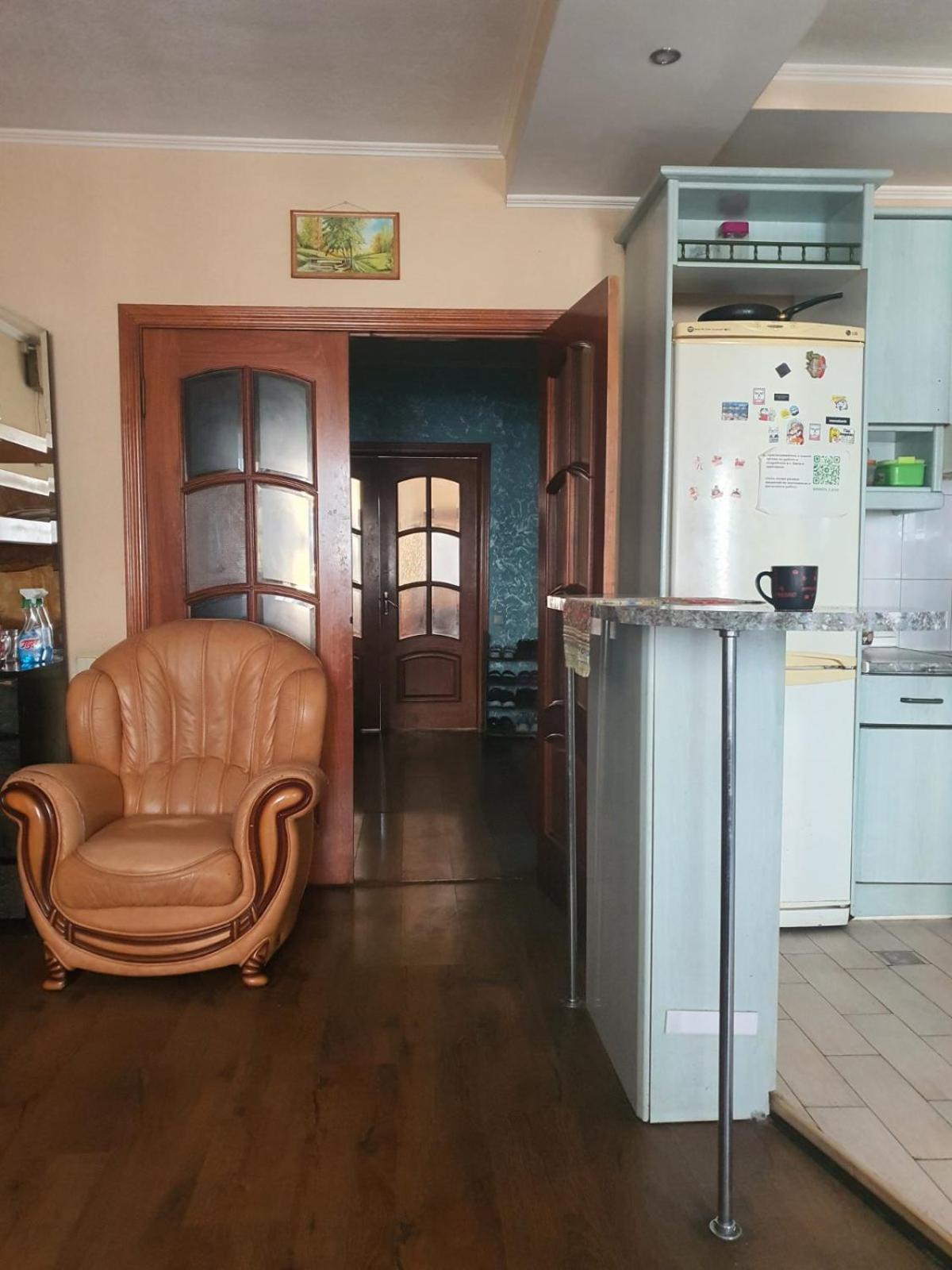 Хостел Оболонь 키예프 외부 사진